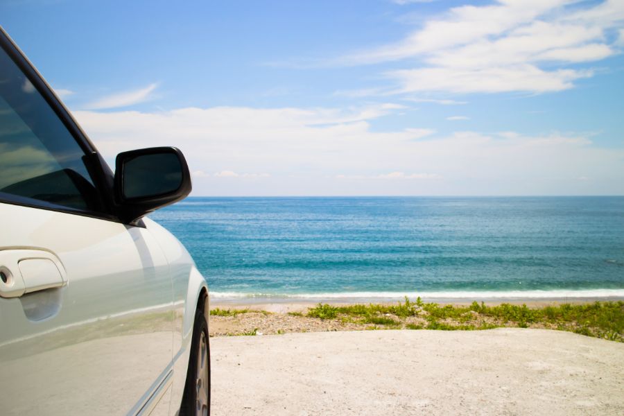 A Guide to Parking Near Beaches in Willemstad