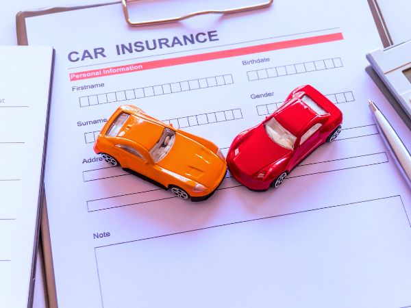 What Every Visitor Should Know About Car Insurance in Curaçao