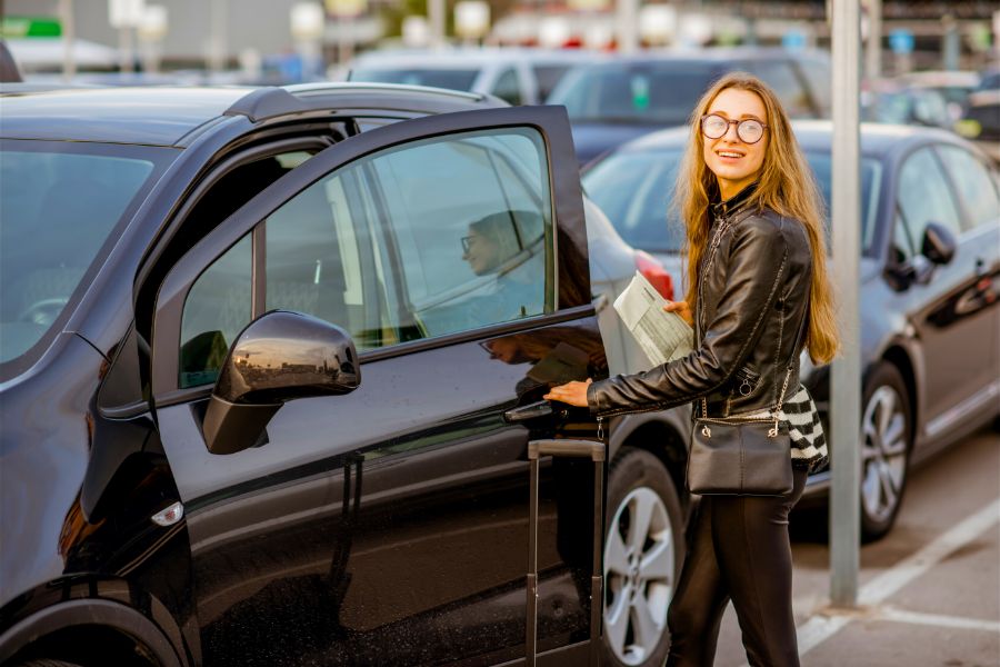 Why Renting a Car with Final Rentals at Curaçao International Airport Makes Your Trip Stress Free