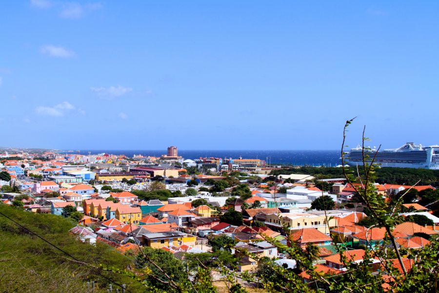 Guide to Making The Most of Your Willemstad trip with Short-Term Car Hirte